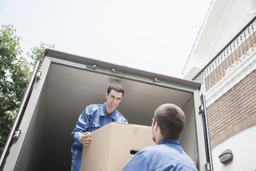Furniture transport and loading service for homes in Bromley